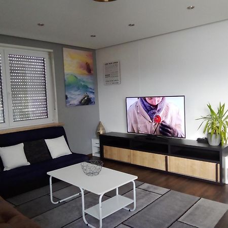 Apartments - Geraeumige 95 Qm Mit Balkon Augsburg Kültér fotó