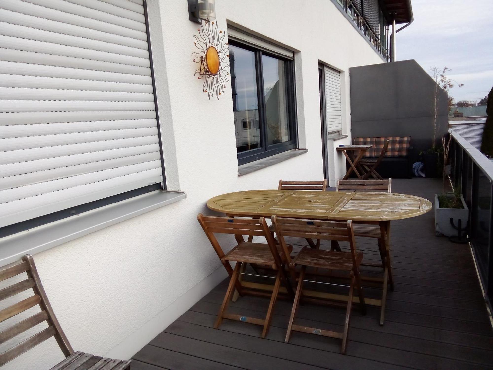 Apartments - Geraeumige 95 Qm Mit Balkon Augsburg Kültér fotó