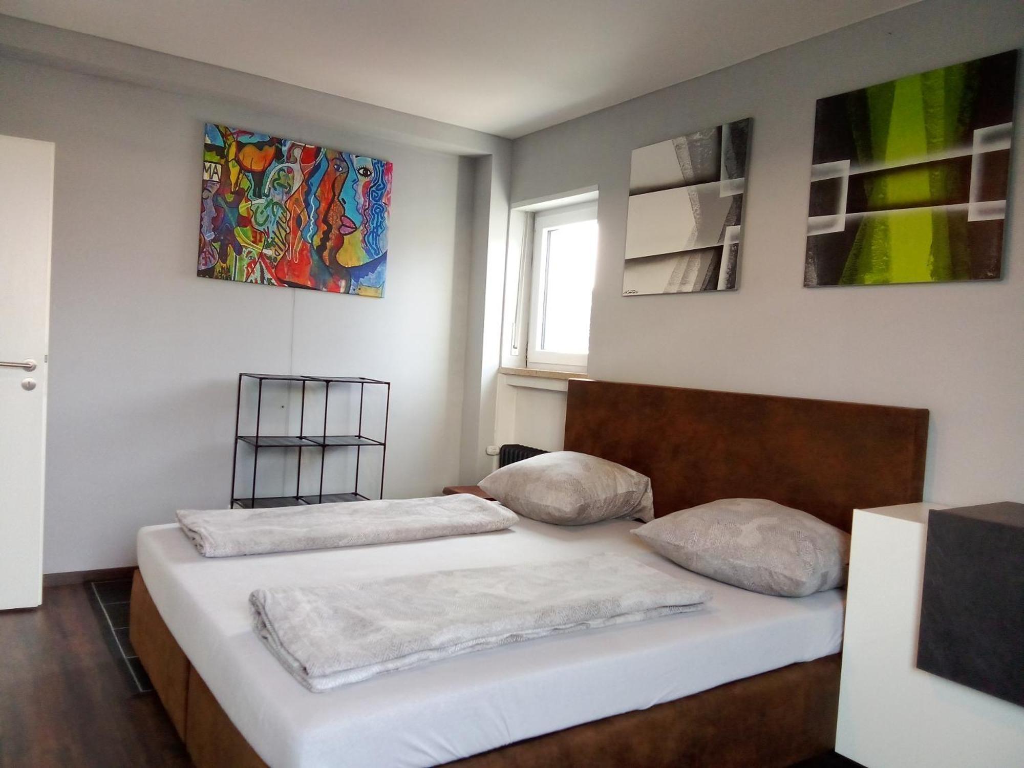 Apartments - Geraeumige 95 Qm Mit Balkon Augsburg Kültér fotó